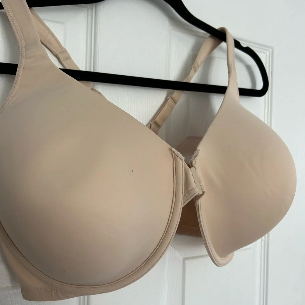 Leading Lady front close bra - Picture 2 of 5